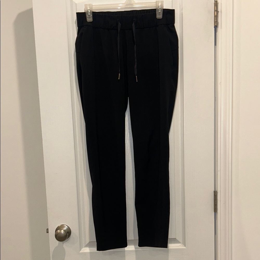 Lululemon Women’s On The Fly Pant, Size 6